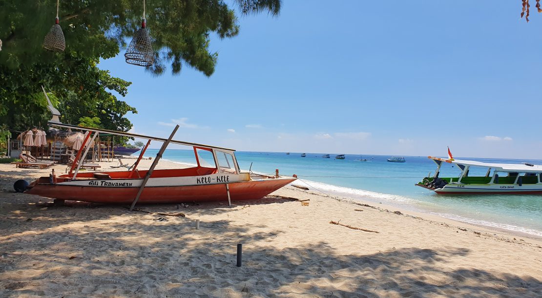 what is the best month to visit gili trawangan_
